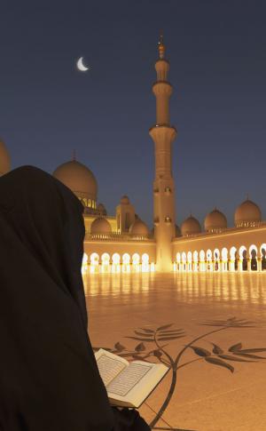 不要在你最需要安拉的時候遠離他