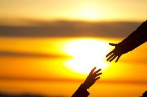 在穆斯林兄弟姐妹向我們求助之前率先提供幫助