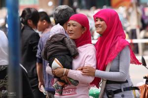  戴著蓋頭在中國行走