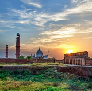 今世是一場關於堅忍與感恩的考驗