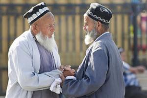 塔吉克斯坦抓人剃光鬍鬚