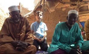 女兒歸真了，父親卻依舊在感贊真主