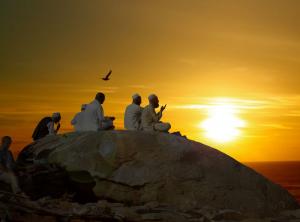 格爾達威：人們需要信仰的培育