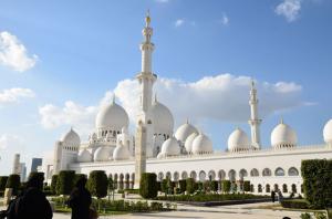 阿布達比大寺慶祝建寺十周年暨朝覲展