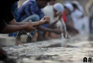 別輕視善行哪怕是一個微笑