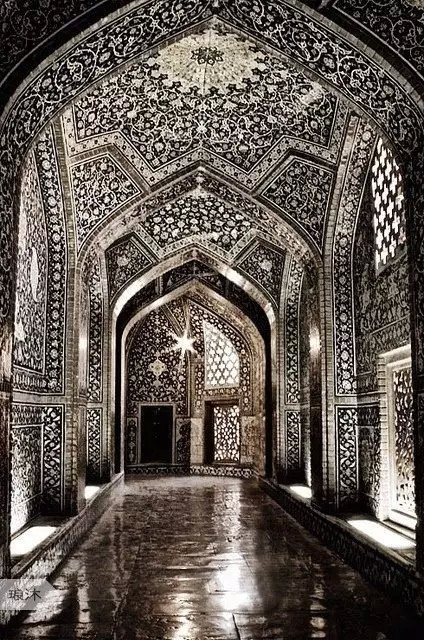 伊斯蘭藝術——無限延伸的阿拉伯式花紋