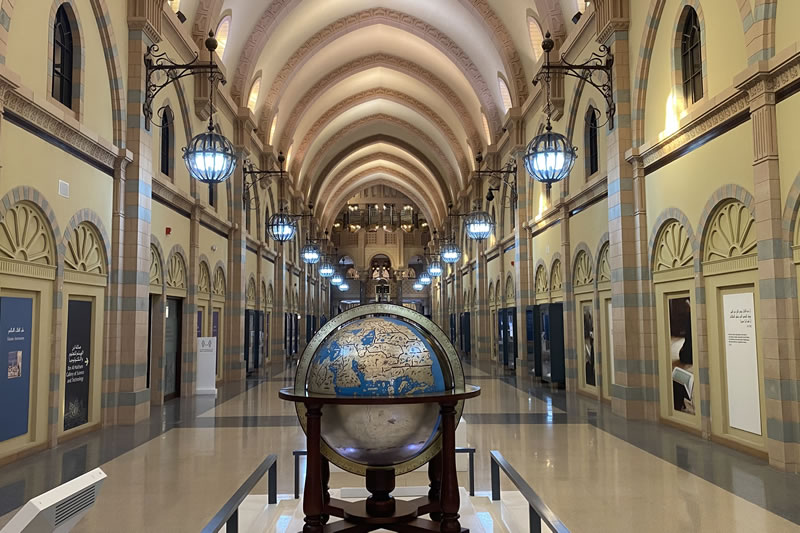 伊斯蘭文明的黃金時代與文藝復興：被遺忘的貢獻