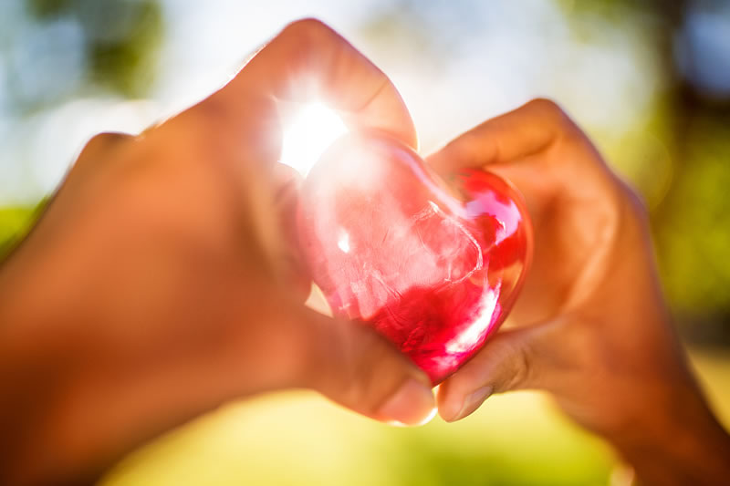 積德無需人見，行善自有主知