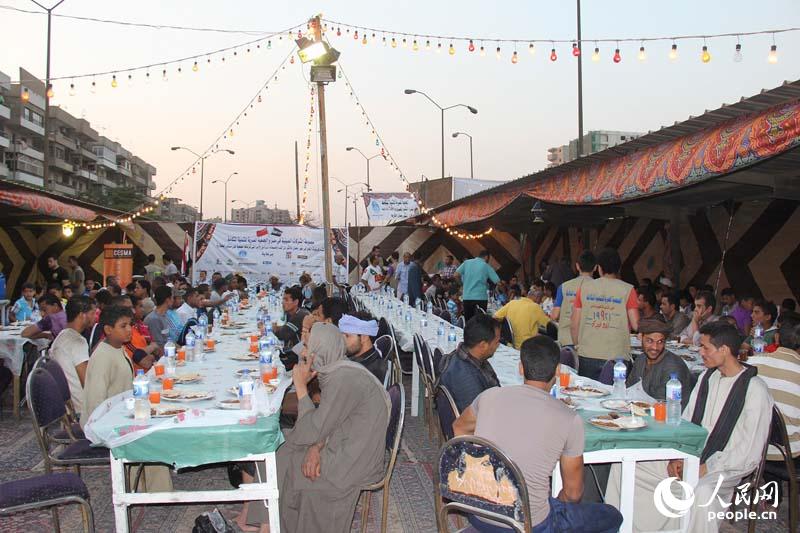 中國企業齋月仁慈餐桌享譽開羅