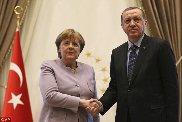 埃爾多安：“伊斯蘭恐怖主義”這個詞嚴重傷害我們穆斯林