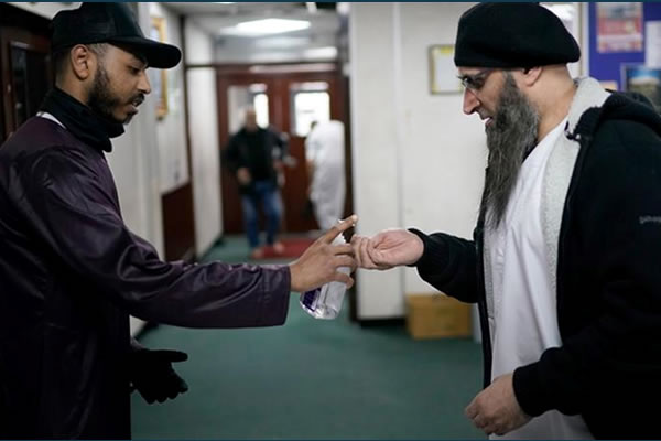 堅忍、犧牲與天課：英國穆斯林應對新冠肺炎的態度