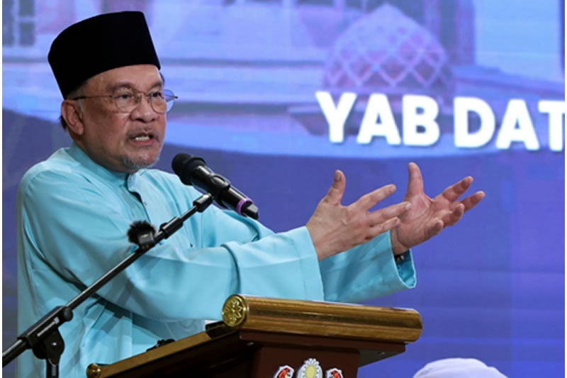 馬來首相安華：穆斯林須守護伊斯蘭學術遺產