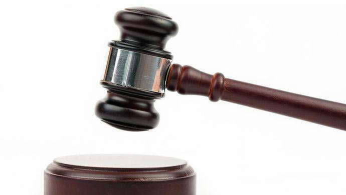 至於他未顯露出來的動機，判決權則在安拉