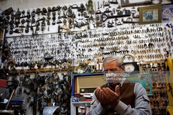 【故事會】老鎖匠收徒看品德