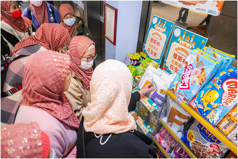 臺灣全家便利店推出清真食品專櫃