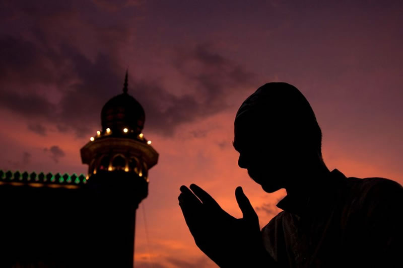 齋月學古蘭：敬畏者及時知錯改過