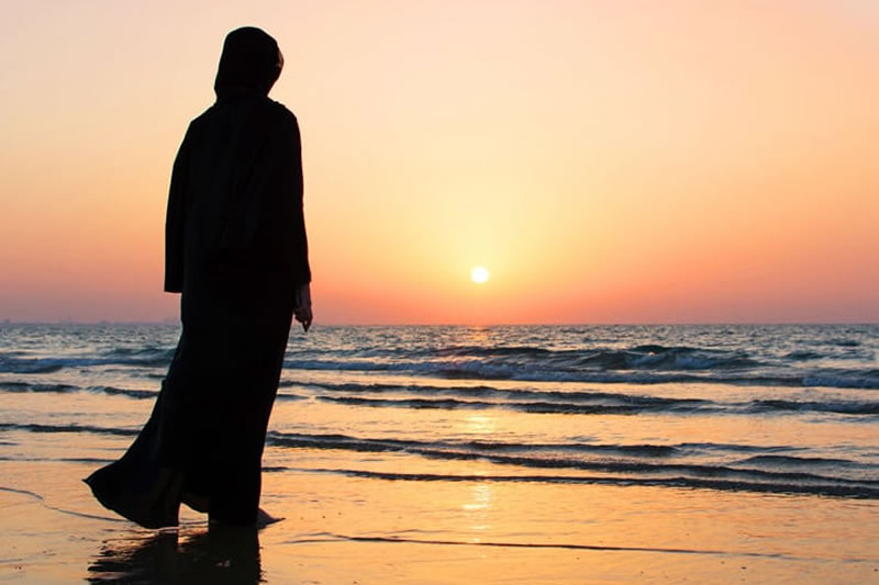 齋月學古蘭：敬畏的衣服尤為優美